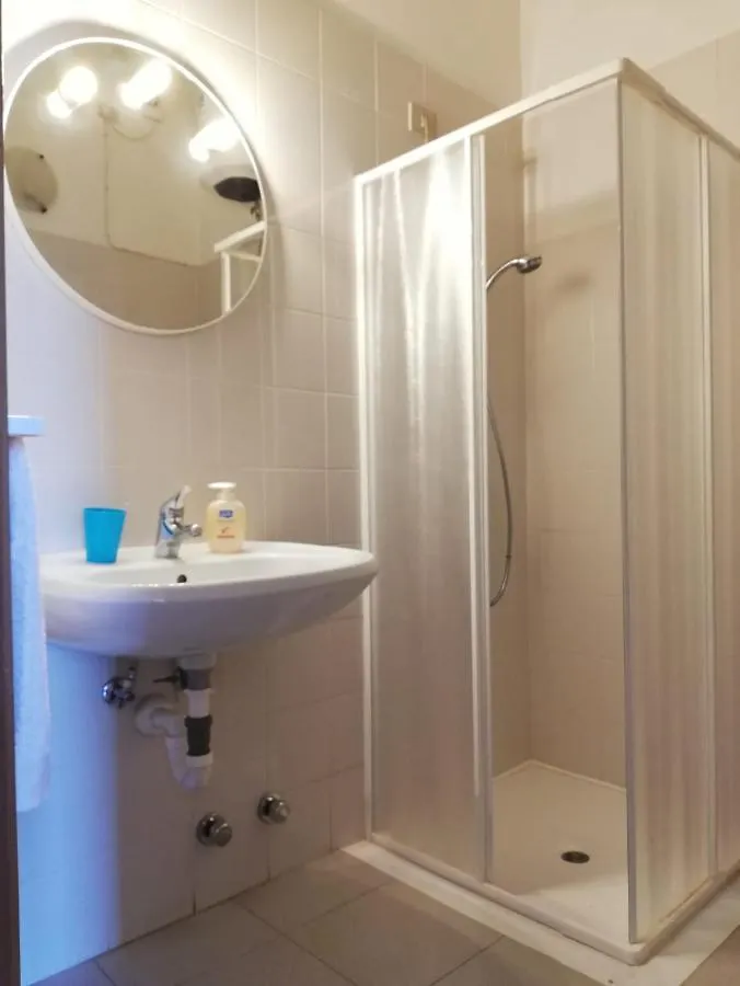 Hotel Residenza Santa Valeria à Caglio Maison d'hôtes