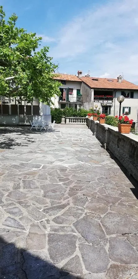 Maison d'hôtes Hotel Residenza Santa Valeria à Caglio